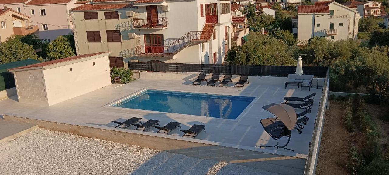 Apartmani Beran Сегет Враница Екстериор снимка
