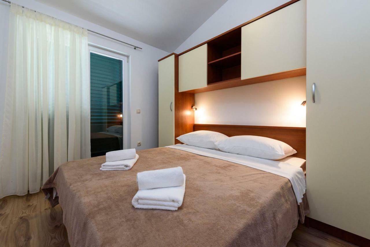 Apartmani Beran Сегет Враница Екстериор снимка